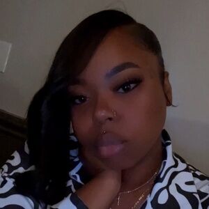 Meet your Posher, Sholonda